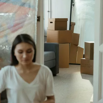 Ashley moving into apartment
